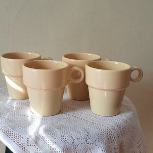 Set of 4 Stackable Coffee Mugs